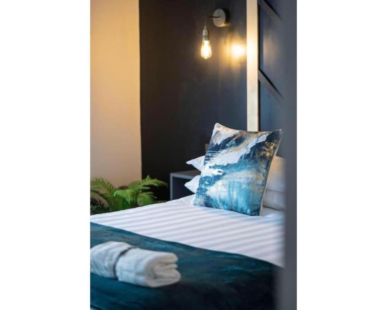 Central Belfast Apartments Queen'S Hideaway Zewnętrze zdjęcie